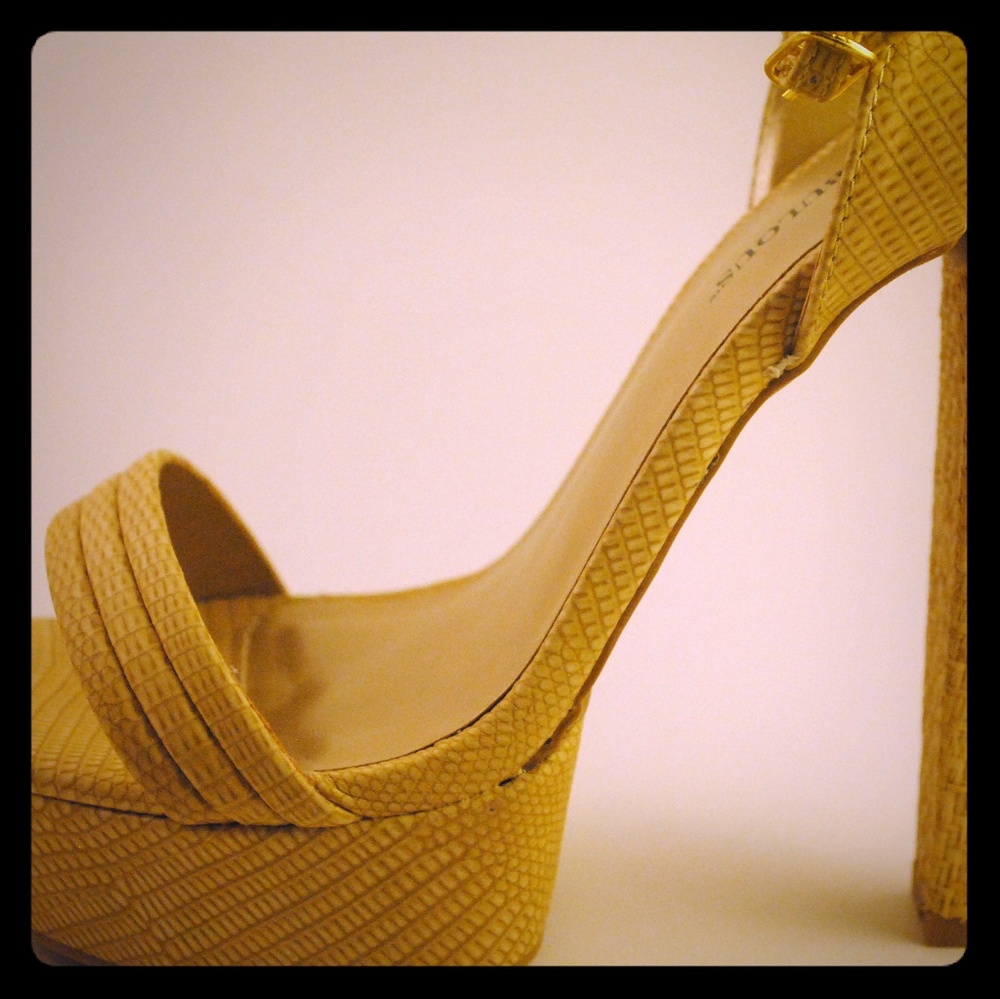 Women's Shoes